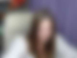 Live-Cam-Show mit ElizabethGlow - New Teen (18+) auf Camsoda