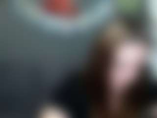 Live cam show with ElizabethGlow - New Shaved Pussy on Uber Horny