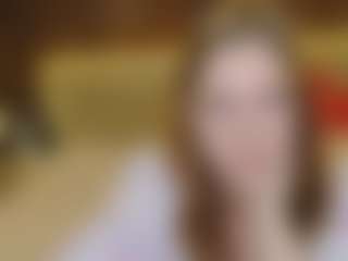 Live cam show with ElizabethGlow - Green Eyes on Nude Live Now