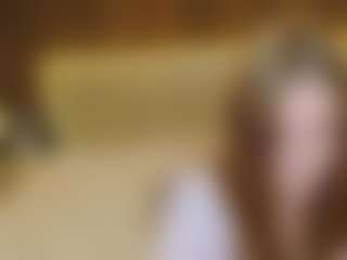Live cam show with ElizabethGlow - Wife on camgirlchat.live