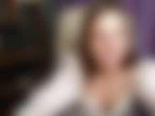 Live cam show with ElizabethGlow - Wife on nudelive.tv