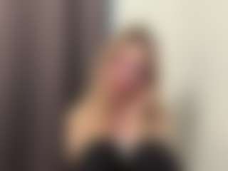 Live cam show with Stella - Camel Toe on Mixed Magazine Live