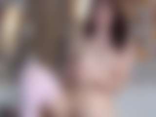 Live cam show with MokaSweet18 - Skinny on Dolls Live