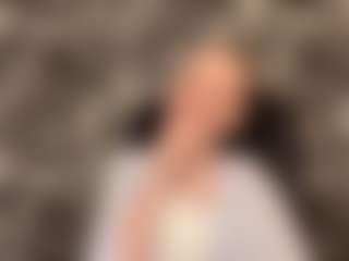 Live cam show with RoslynMiernik - Athletic Fetish on Strip Flash - Live Sex Shows
