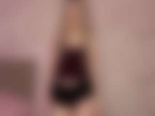 Live cam show with RoslynMiernik - Athletic Cosplay on Porn Luv