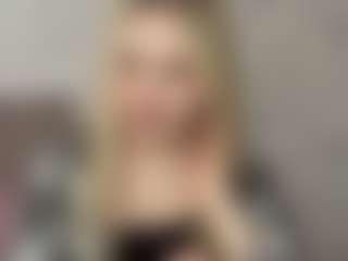 Live cam show with RoslynMiernik - Thong on https://playwithruby.com