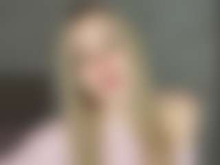 Live cam show with RoslynMiernik - Cosplay Young Adult on Camsoda