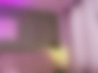 Live cam show with DebonyRose - BBW Ebony on Hubzter Live