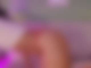 Live cam show with DebonyRose - Cumshot on CamSextacy