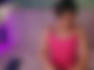 Live cam show with DebonyRose - Amateur Brown Hair on Camsoda
