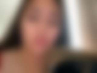 julieee04's Live Sex Cam Show