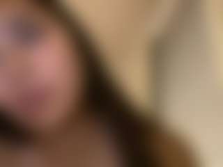 julieee04's Live Sex Cam Show