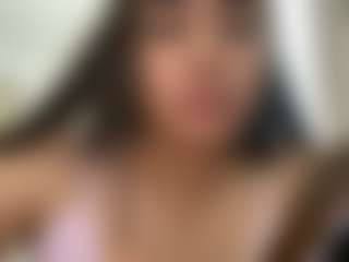 julieee04's Live Sex Cam Show