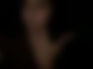 julieee04's Live Sex Cam Show