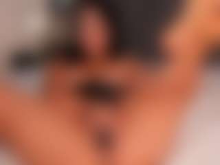 Lunara-Vall's Live Sex Cam Show