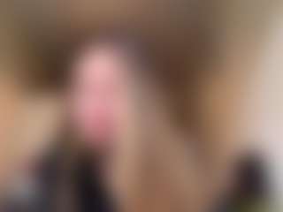 Live cam show with NylaWipprecht - Ass Bouncing on Mixed Magazine Live