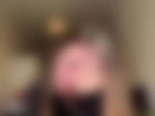 Live cam show with NylaWipprecht - Brown Eyes Brown Hair on Taboo Cams XXX