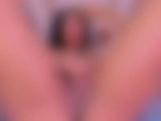 Live cam show with ScarlethTini - Brown Eyes Black on Strip Flash - Live Sex Shows