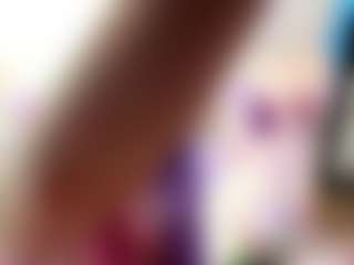 Live cam show with SharieAnawaty - Facial on Camsoda
