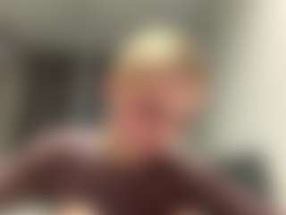 ShawandaRidenhour's Live Sex Cam Show