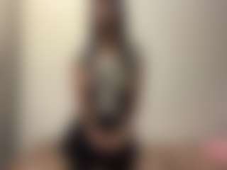 Live cam show with WaltraudHeim - New Teen (18+) on TottyGirls