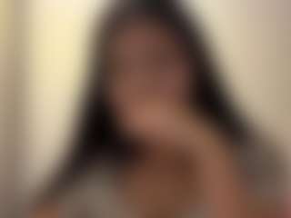 Live cam show with WaltraudHeim - Bedroom Asian on TottyGirls