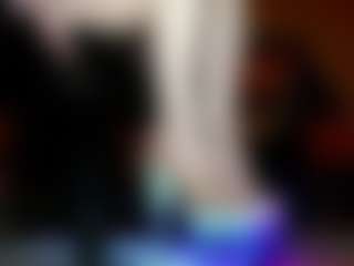 Show in cam erotica live di Yikuwu