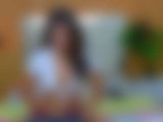 Show live cam dengan antonellabloom - New Brown Eyes di Camsoda