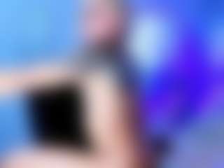 CLOECAMERON's Live Sex Cam Show