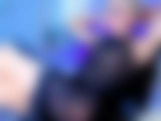 CLOECAMERON's Live Sex Cam Show