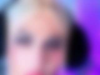 CLOECAMERON's Live Sex Cam Show