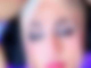 CLOECAMERON's Live Sex Cam Show