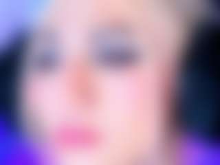 CLOECAMERON's Live Sex Cam Show