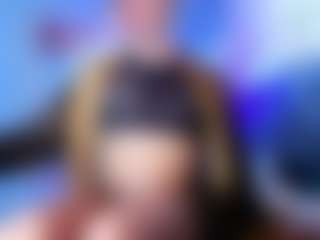 CLOECAMERON's Live Sex Cam Show