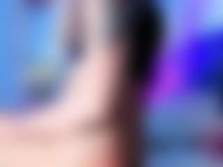 CLOECAMERON's Live Sex Cam Show