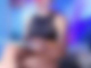 CLOECAMERON's Live Sex Cam Show