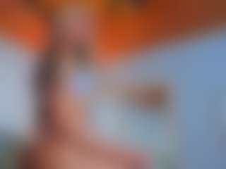 CLOECAMERON's Live Sex Cam Show