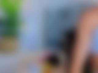 CLOECAMERON's Live Sex Cam Show