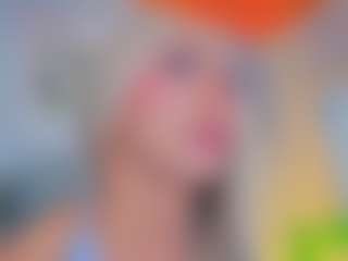 CLOECAMERON's Live Sex Cam Show