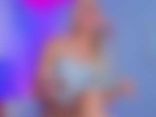 CLOECAMERON's Live Sex Cam Show
