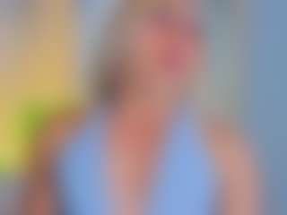 CLOECAMERON's Live Sex Cam Show