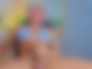 CLOECAMERON's Live Sex Cam Show