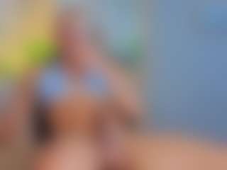 CLOECAMERON's Live Sex Cam Show