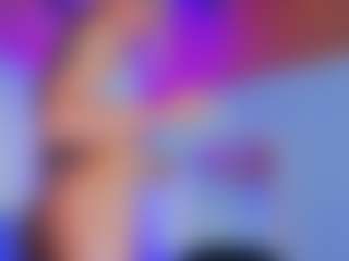 CLOECAMERON's Live Sex Cam Show