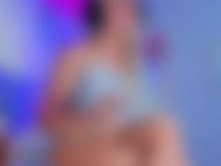 CLOECAMERON's Live Sex Cam Show