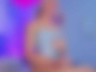 CLOECAMERON's Live Sex Cam Show