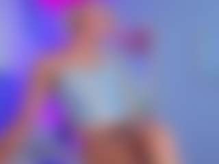 CLOECAMERON's Live Sex Cam Show