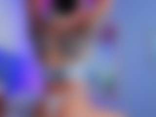 CLOECAMERON's Live Sex Cam Show