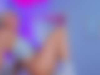 CLOECAMERON's Live Sex Cam Show