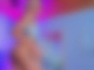 CLOECAMERON's Live Sex Cam Show